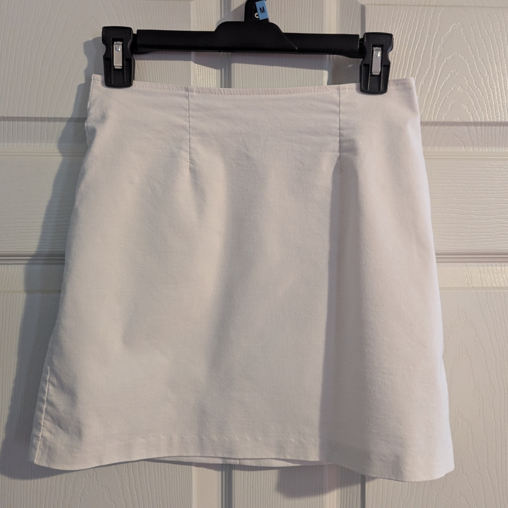 Vintage XOXO Classic White A-Line Skirt